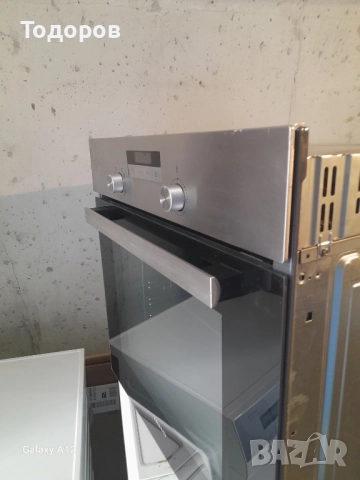 Фурна за вграждане Constructa, CF2M77050 пуш бутони и вентилатор , снимка 3 - Печки, фурни - 51900395