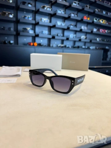 очила с калъф celine christian dior fendi miu miu , снимка 8 - Слънчеви и диоптрични очила - 50580429