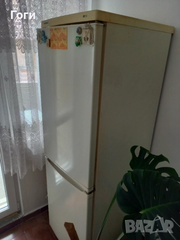 Хладилник LIEBHERR с фризер, снимка 4 - Хладилници - 52857664