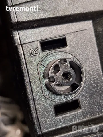 оригинална стойка КРАЧЕТА за телевизор TOSHIBA модел 43LA2063DG, снимка 4 - Стойки, 3D очила, аксесоари - 47296226