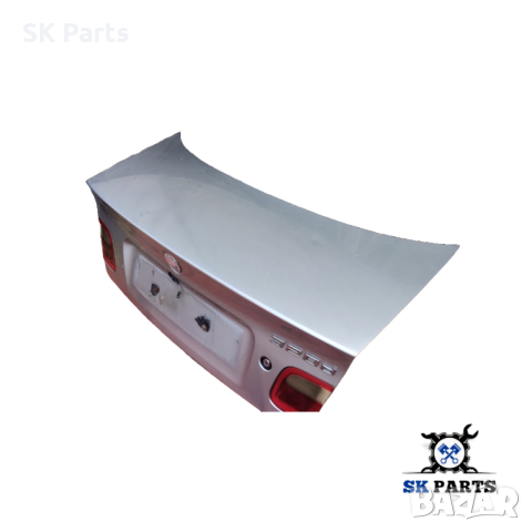 Заден капак е46 седан, снимка 2 - Части - 44844633