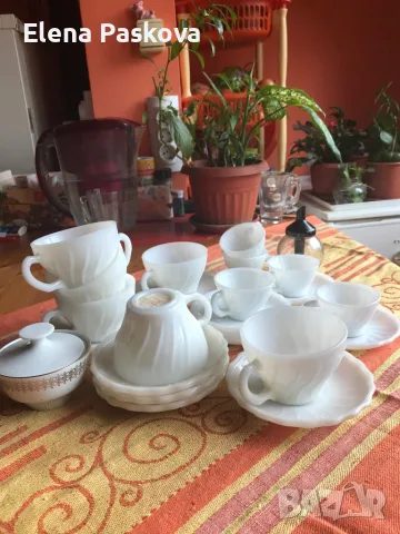 чаши бял аркопал за чай и кафе - 11 броя, снимка 3 - Сервизи - 49696578