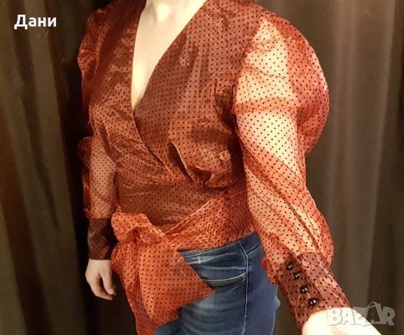 Стилна червена блуза., снимка 4 - Блузи с дълъг ръкав и пуловери - 27846158