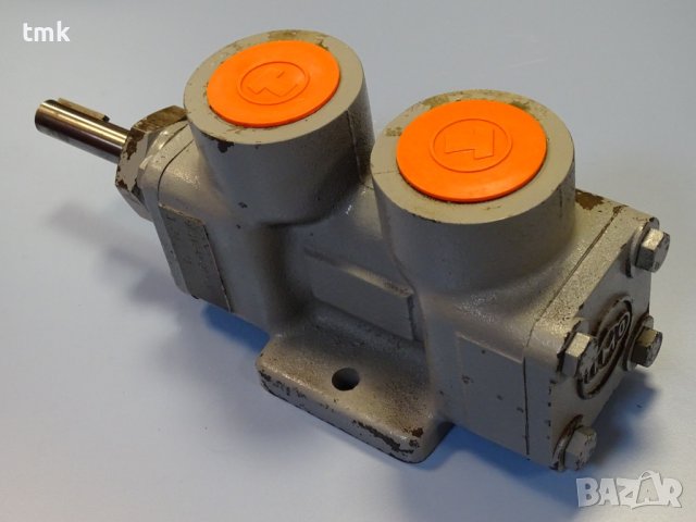 Винтова хидравлична помпа Termomeccanica T38/3, снимка 10 - Резервни части за машини - 40528188