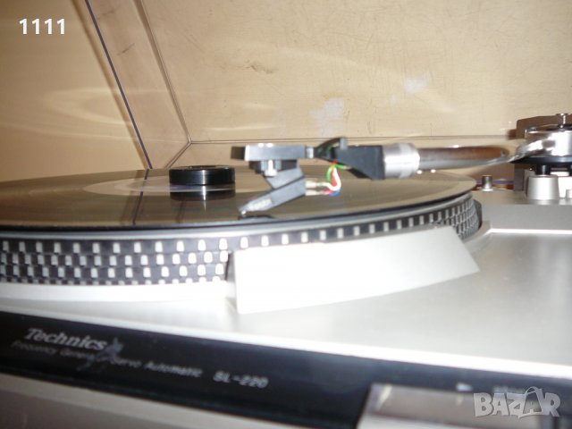 TECHNICS SL-220, снимка 5 - Ресийвъри, усилватели, смесителни пултове - 35313514