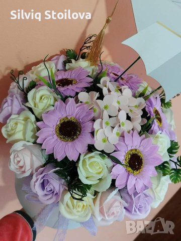 Букети със сапунени цветя за абитуриенти и абсолвенти, снимка 2 - Подаръци за жени - 40305025
