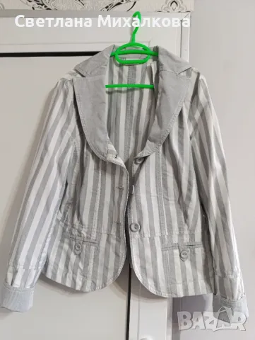 Продавам дамски лятно сако 