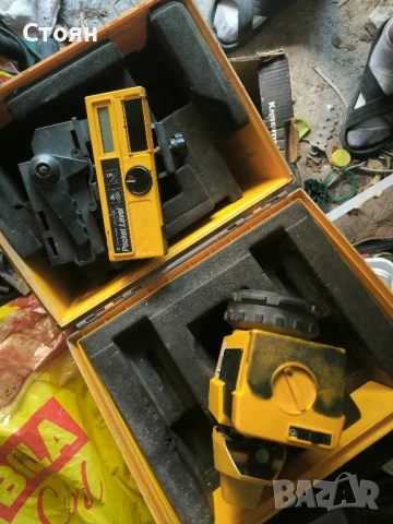 Ротационен лазерен нивелир батерите бяха оксидирани за ремонт , снимка 2 - Ремонти на покриви - 50809873