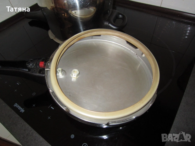 Тенджера под налягане  BETA ; VALLENA /капака се затваря  по технологията на СОЛИНГЕН;MORPHU RIHARDS, снимка 11 - Съдове за готвене - 18358266