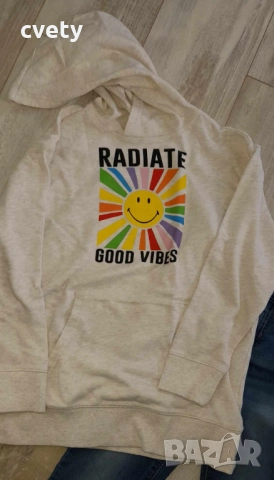 Дънки-клин Old Navy, суитчър Old Navy и блуза Disney за ръст 158/164 , снимка 3 - Детски Блузи и туники - 52022587