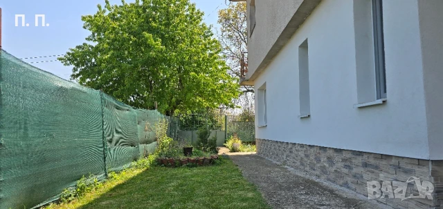 Двуетажна къща в с. Ряхово, снимка 5 - Къщи - 50801536