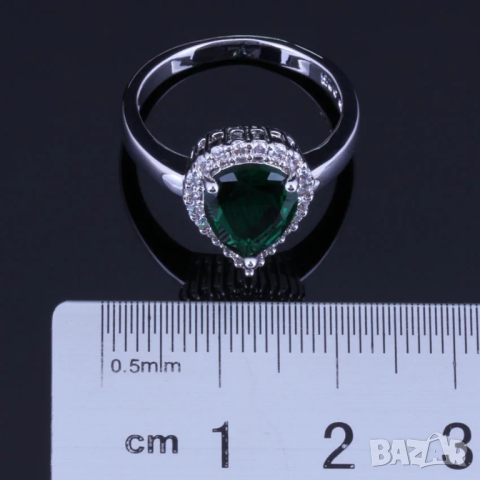 Сребърен комплект със смарагди, снимка 5 - Бижутерийни комплекти - 44886066