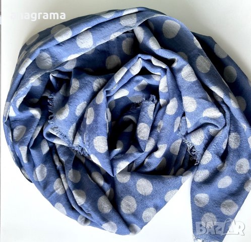 Прекрасен шал вълна и коприна син на точки и голяма синя чанта Roccobarocco , снимка 10 - Чанти - 43493271