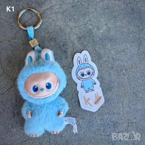 НОВО! Labubu PIN FOR LOVE, Лабубу играчка плюшен ключодържател 11см, снимка 4 - Плюшени играчки - 51807686