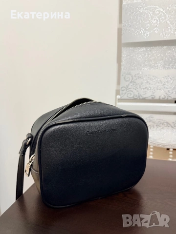 Чанта Calvin Klein Jeans, снимка 2 - Чанти - 53226234