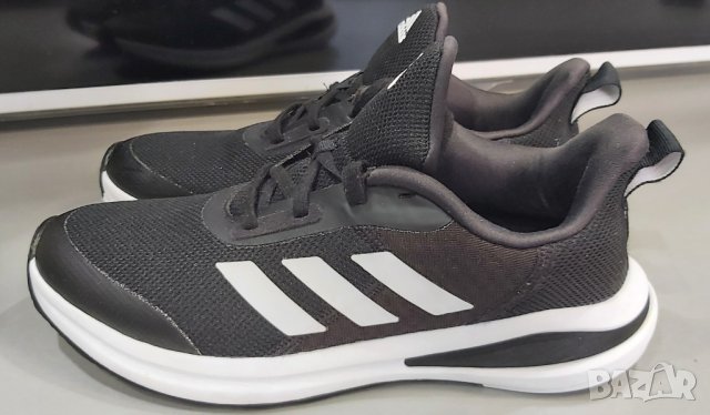 ADIDAS  38.2/3 номер оригинални маратонки 