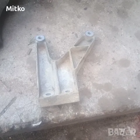 Лапа - Планка Всмукателен Колектор За Бмв Е36 1.6И М43 / Bmw E36 1.6I M43, снимка 2 - Части - 47542842