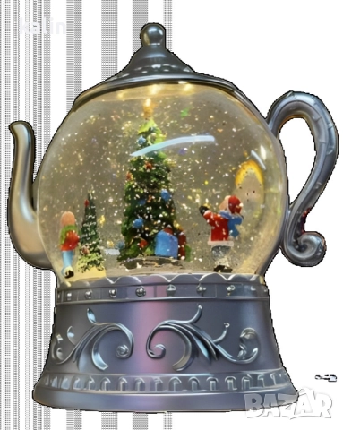 Коледна снежна топка във формата на чайник