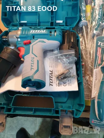 Акумулаторен ударен винтоверт TOTAL, 12 V, USB-C, 100 Nm, 2 x 1.5 Ah, снимка 2 - Винтоверти - 49922092