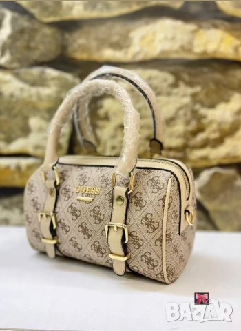 чанти guess, снимка 5 - Чанти - 50776484