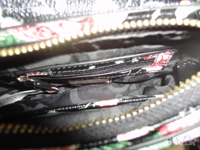 Roccobarocco/оригинална дамска чантичка, снимка 8 - Чанти - 49830041