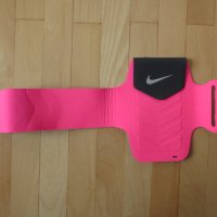 Nike Ultra-Light Running Armband , снимка 4 - Чанти - 32540592