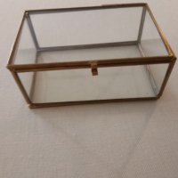 Кутия за бижута от метал и стъкло , снимка 10 - Антикварни и старинни предмети - 43482303