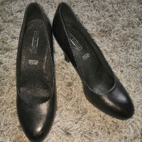 Дамски обувки 36 номер естествена кожа, снимка 1 - Дамски обувки на ток - 43294641