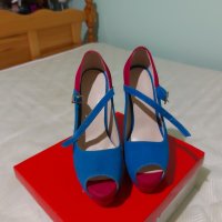 Дамски велурени обувки , снимка 1 - Дамски обувки на ток - 43791618