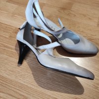 Дамски обувки , снимка 2 - Дамски елегантни обувки - 43379117