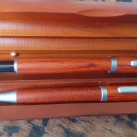 писалка и химикалка комплект метал и махагон, в махагонова кутия, снимка 2 - Ученически пособия, канцеларски материали - 36690671