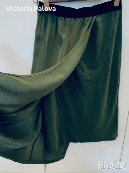 Ефектна нестандартна масленозелена пола SISLEY,асиметрична, снимка 1