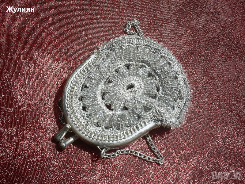 СТАРА ЧАНТИЧКА СЪС СЪРМА И МАНИСТА, снимка 1