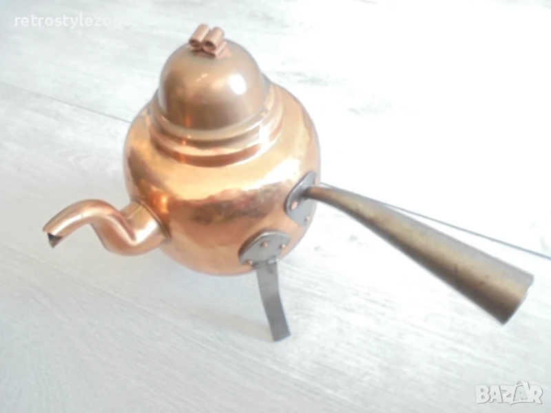 № 8184 стар метален / меден чайник  , снимка 1