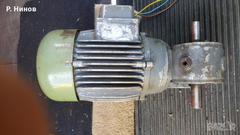 мотор редуктор 0.75 кW 50 rpm, снимка 1