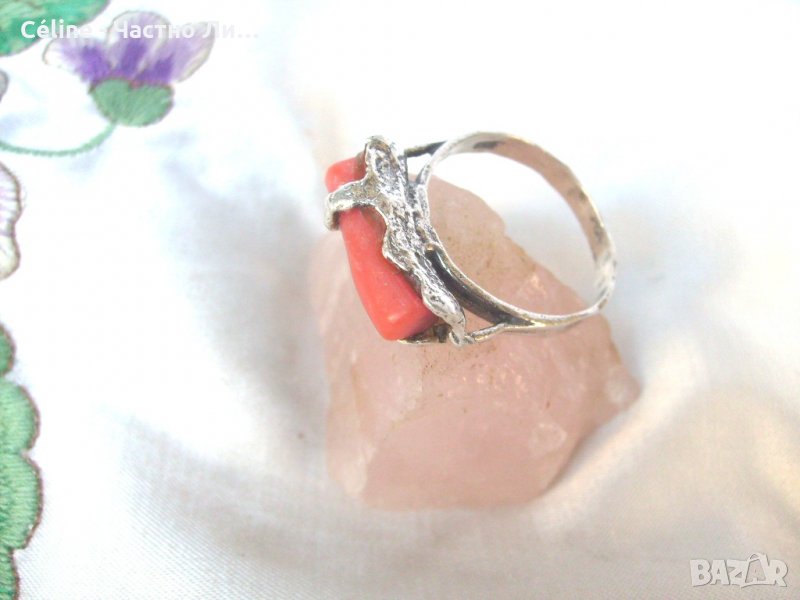 Разкошен Сребърен Авторски Пръстен с Червен Корал, снимка 1