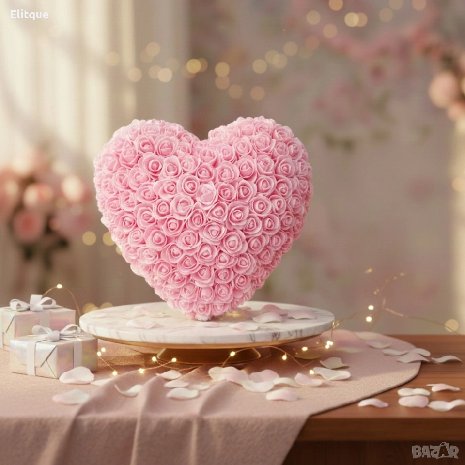 Декоративно сърце от изкуствени рози в подаръчна кутия, снимка 1