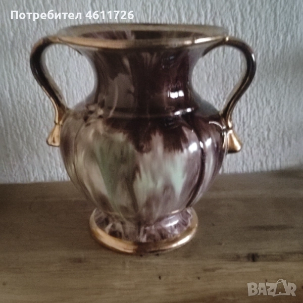 Порцеланова ваза , снимка 1