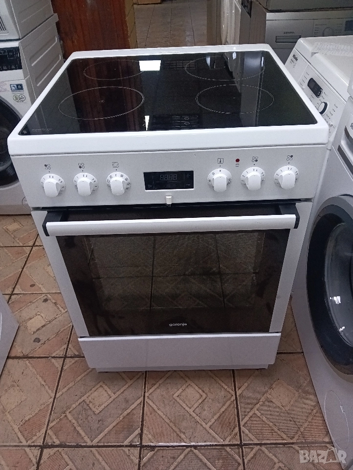 Свободно стояща печка с индукционни котлони Gorenje с две години гаранция!, снимка 1