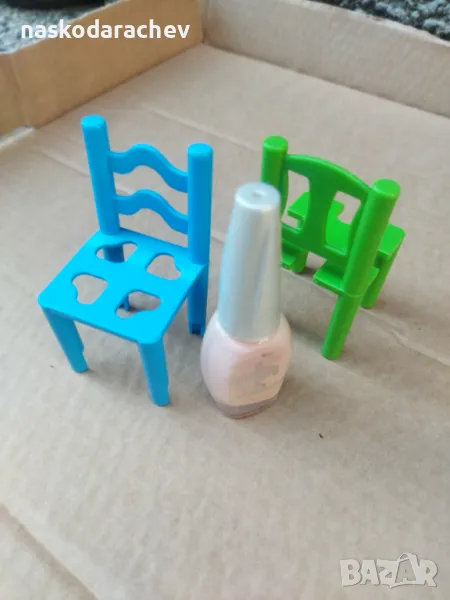 Играчки мини столчета за игра с кукли, снимка 1