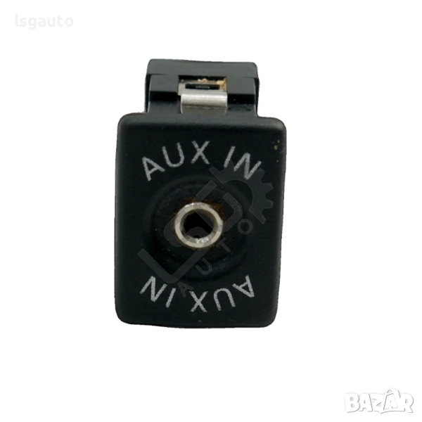 AUX извод Volkswagen Golf VI 2008-2016 ID: 151956, снимка 1