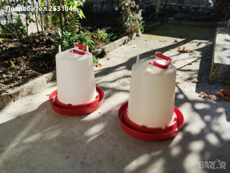 поилка от 12 лт за гълъби и птици , снимка 1