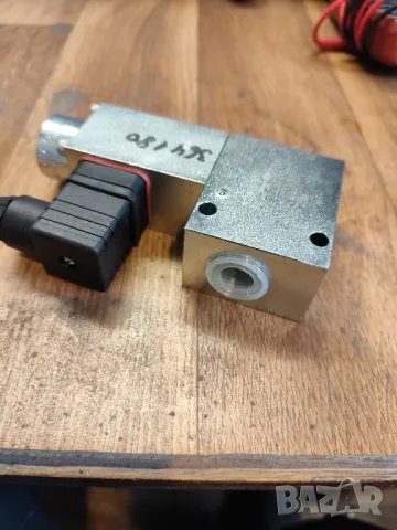 Хидравличен кран електрически , снимка 4 - Други машини и части - 49759861