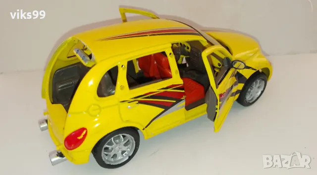 Bburago Street Tuners Chrysler PT CRUISER 1:24, снимка 5 - Колекции - 49596283