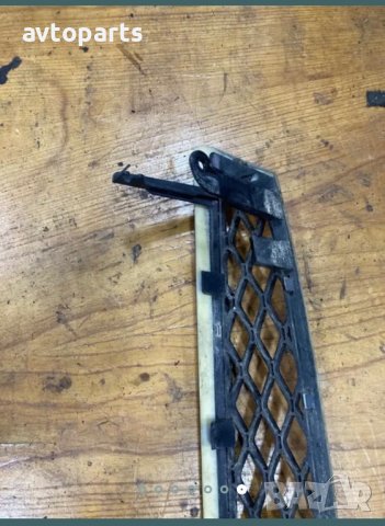 Ford focus 2002година предна решетка, снимка 7 - Части - 40376296