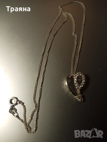 Чисто нов дамски стилен медальон с висулка сърце , снимка 5 - Колиета, медальони, синджири - 52996700