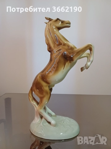 Порцеланов кон Роял Дукс, снимка 3 - Колекции - 52498126