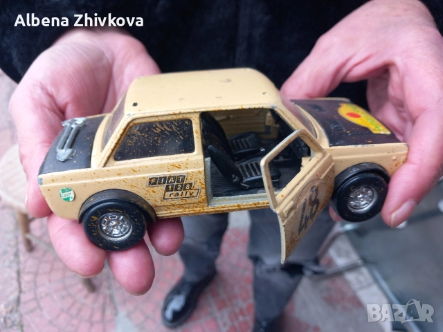 ФИАТ 128 С7 Политоис М:1:25, снимка 2 - Колекции - 52009875