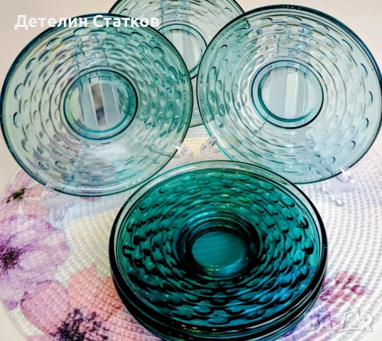 Ретро стъклени чинийки 6 бр., снимка 5 - Сервизи - 53206755