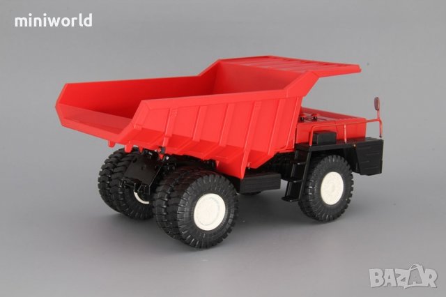 БелАЗ-540 кариерен самосвал 1965 - мащаб 1:43 на Наш Автопром моделът е нов в кутия, снимка 2 - Колекции - 31123014